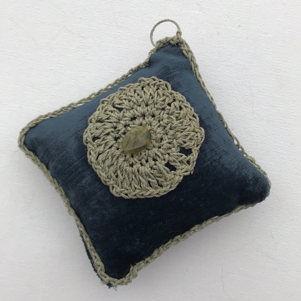pincushion by Capture Z